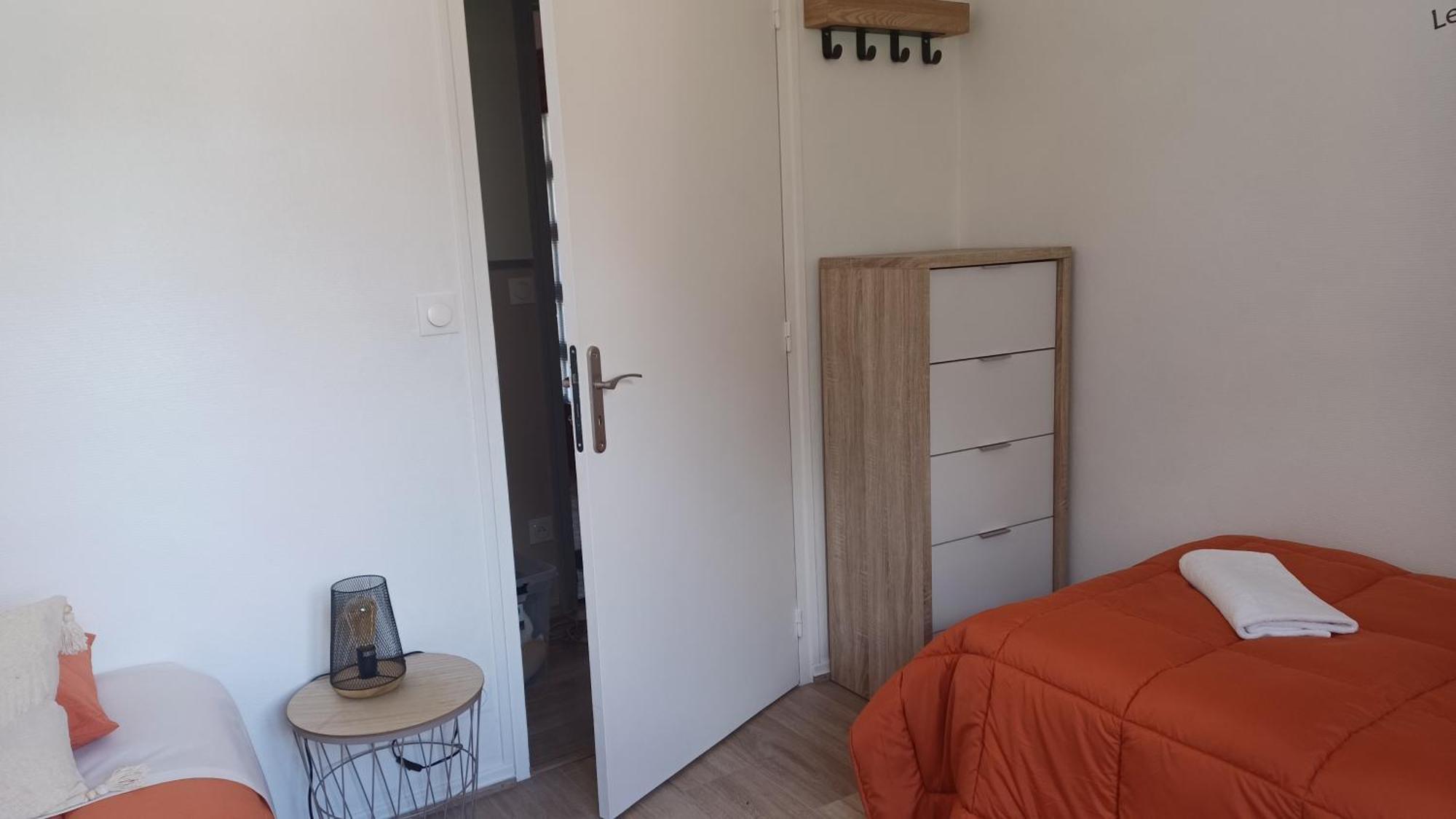 Villargondran, Les Magnifiques Cols De Maurienne Garage Motos, Velos Room photo